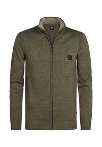 Unausgewählt, mossy stone