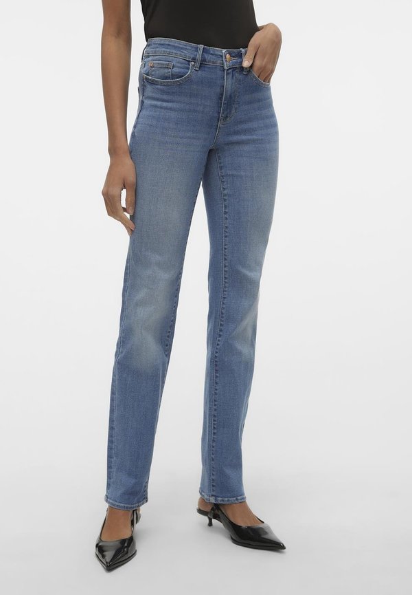 VMFLASH - Straight leg jeans2