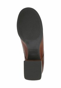 Caprice Pantofi cu șiret - cognac nappa