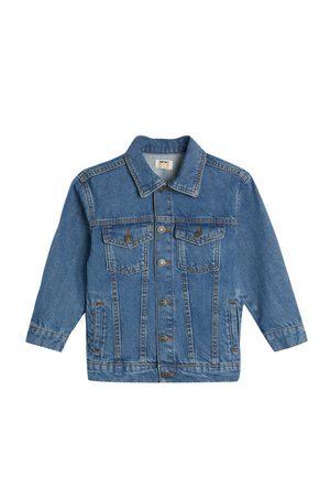 Børns blå denimjakke med knapfront, to brystlommer, sidelommer og synlige stikninger. Klassisk krave og lange ærmer.