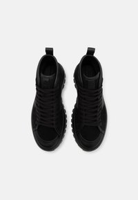 ECCO STREET ACE RUGGED W - Tronchetti - black