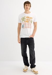 INSIDE Camiseta estampada - blanco