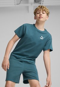 Puma BETTER CLASSICS  - T-shirts basic - cold green