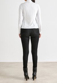 BOSS Hemdbluse - white