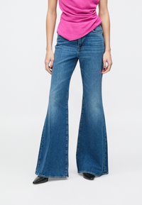 7 for all mankind RETRO FLARE MANKIND - Trapézfarmer - light blue