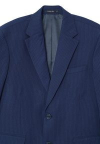 Marineblaues Nadelstreifen-Sakko mit Reverskragen, einer Einzelbrusttasche und einer zweiknöpfigen Verschlussleiste aus strukturiertem Stoff.