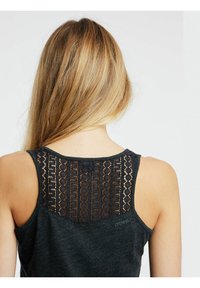 Protest PRTBECCLES - Top - true black