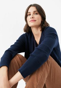 BRAX STYLE ALICIA - Strickjacke - navy