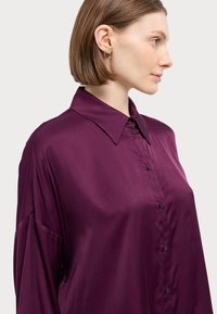 MAX&Co. BEMBO - Blúzka so zapínaním na gombíky - purple