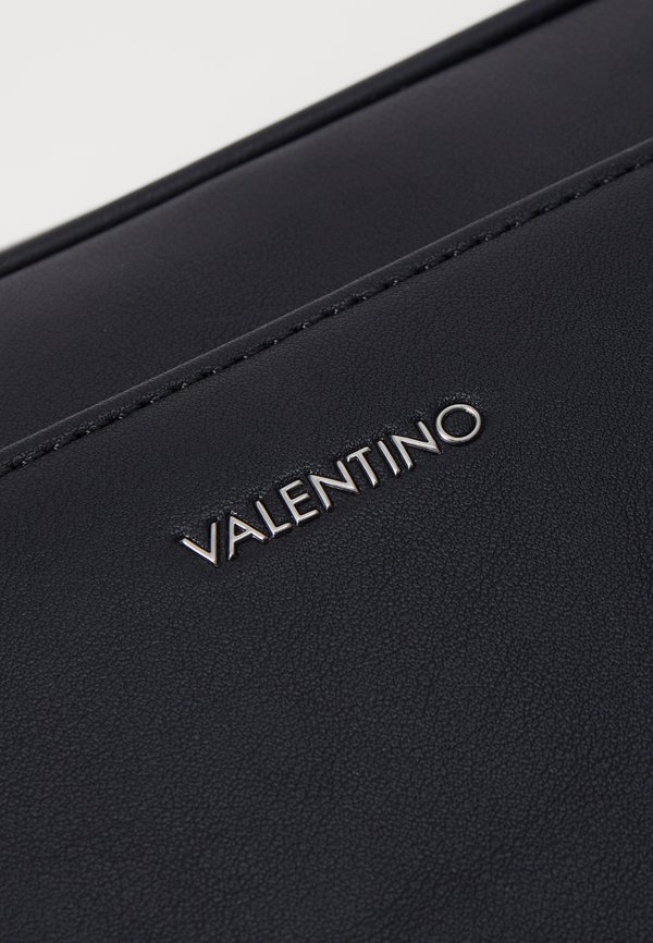 HORIZON UNISEX - Wash bag - nero3