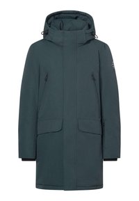 Długa kurtka z kapturem w ciemnym odcieniu zieleni. Wykonana z wodoodpornego materiału, posiada kieszenie zapinane na zamek, listwę frontową oraz elastyczne mankiety.