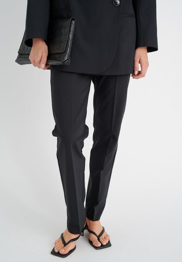 ZELLAIW CLASSIC  - Chino