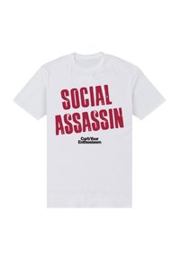 Bílá bavlněná trička s výrazným červeným nápisem "SOCIAL ASSASSIN" a menším černým textem "Curb Your Enthusiasm" níže. Krátké rukávy, volný střih.