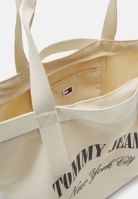 Tommy Jeans HOT SUMMER TOTE - Shopping bag - natural