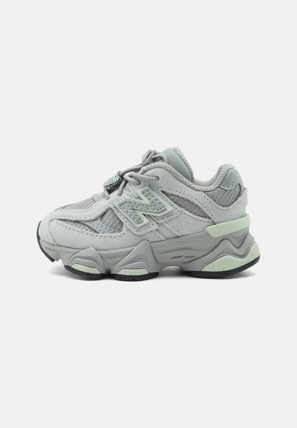 9060 UNISEX - Încălțăminte pentru bebeluși - bayberry/lone star grey