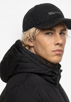 Karl Lagerfeld Jeans, - Czapka z daszkiem