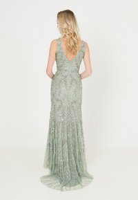 BEAUUT EMBELLISHED SEQUINS - Společenské šaty - sage green