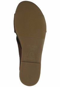 Cosmos Comfort Pantofle - kastanie