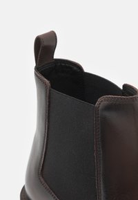 BOSS JULYO - Κλασικές μπότες αστραγάλου - dark brown
