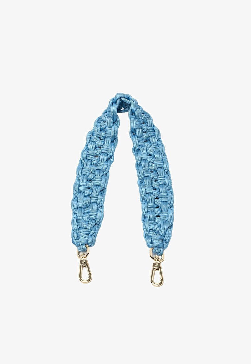 Blauwe gevlochten band gemaakt van duurzaam textiel, met glanzende gouden metalen clips aan beide uiteinden voor bevestiging. Textuurontwerp verbetert de grip.