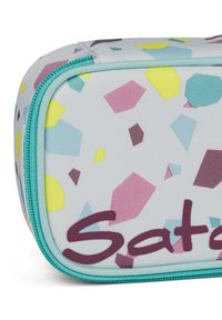 Satch Federmäppchen - dreamy mosaic