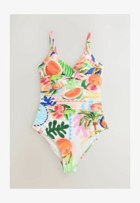 Unselected, pink green fruit