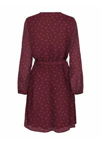 Robe bourgogne avec un motif floral, manches longues, poignets élastiques et taille cintrée. Tissu léger et longueur de genou.