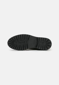 Nubikk FAE ADAMS - Botas de plataforma - taupe