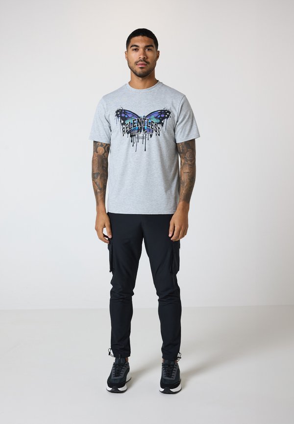 RELENTLESS TEE - Print T-shirt3