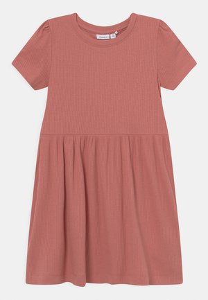 NMFHANILLA DRESS - Žerzejové šaty - desert sand
