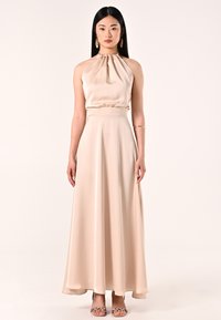 Robe Beige Rinascimento Réf 051X990 - Neuf Avec étiquettes, Robe De Bal