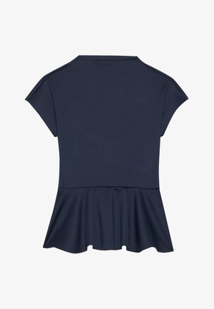 Tume sinine peplum-top, millel on lühikesed varrukad ja pehme, sile tekstuur; omab laienevat allääre ja sobivat korpust.