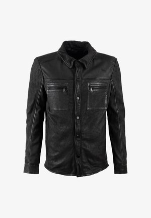 Giacca di pelle nera con collo, dotata di due tasche sul petto con zip e chiusura a bottone, texture liscia e design strutturato.