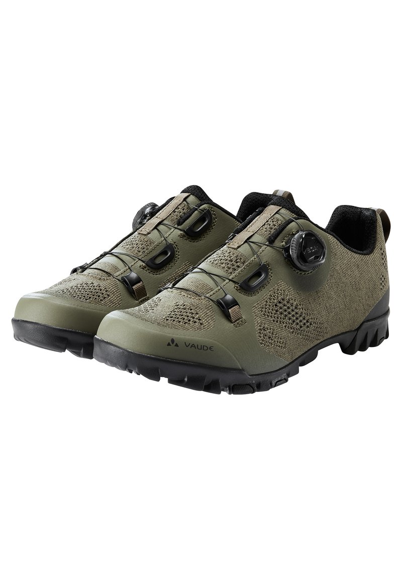 Scarpe da ciclismo resistenti con tomaia in rete verde oliva, dettagli neri, sistema di chiusura Boa e suola in gomma nera robusta per una buona trazione.