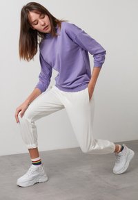 LELA HIGH COLLAR  - Sportska majica - lilac
