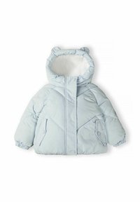 Világoskék pufi dzseki kapucnival, amely medve fülekkel rendelkezik, ferde steppelt kialakítással, elasztikus mandzsettákkal és két oldalsó zsebbel. A bélés fehér színű.