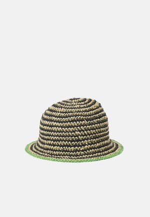 Becksöndergaard, Chapeau - black