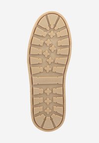 Semelle en caoutchouc marron avec un motif de texture antidérapante, présentant des formes rectangulaires et en losange, un bout légèrement arrondi et des côtés lisses.