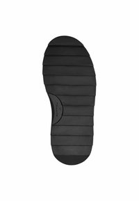 Czarna gumowa podeszwa buta z pionowymi rowkami i zaokrąglonym noskiem. Posiada logo i oznaczenie rozmiaru, zaprojektowana dla przyczepności i trwałości.