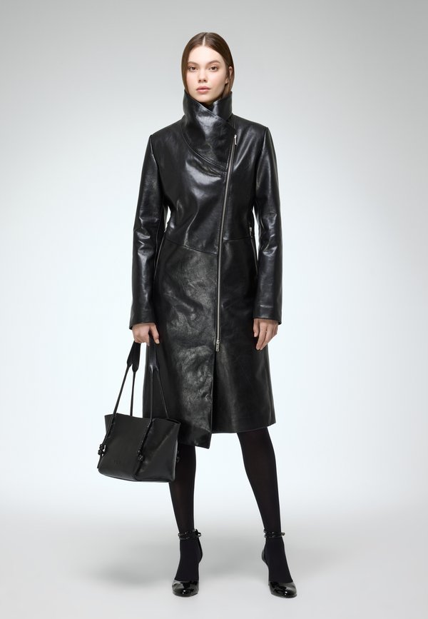 VESPERA - Klassischer Mantel