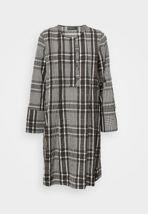 ELENA SEER DRESS - Vestido camiseiro - turkish coffee