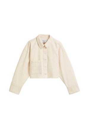 Veste beige courte boutonnée avec manches longues, grande poche frontale du côté gauche et col classique.