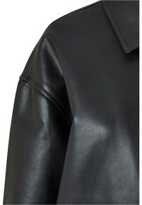 Urban Classics Veste en similicuir - black