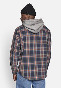 Redefined Rebel DALLAS SHIRT HOOD REGULAR FIT - Camisa - blue nights