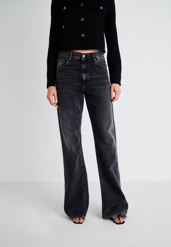 BECKA FLARE - Relaxed fit jeans