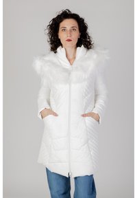 Guess - NEW OXANA W3BL26W6NW2 - Ziemas mētelis - white Miniatūras attēls 1