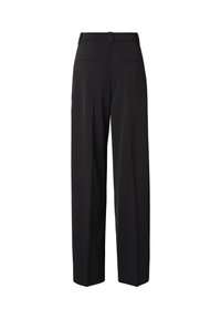 Zwarte, op maat gemaakte, high-waist broek met lussen voor een riem, twee achterzakken met bies, en rechte, wijde pijpen, gezien van achteren.