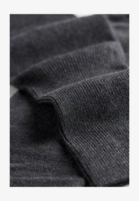 Niet geselecteerd, grigio melange