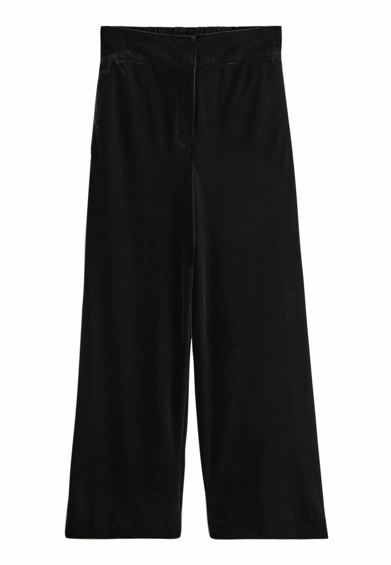 Pantaloni neri a gamba ampia realizzati in un tessuto morbido e liscio, con un alto punto vita e una cucitura frontale pulita. Non presentano tasche né decorazioni.