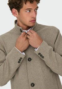 ONLY ONLALICE COAT - Kabát z prachového peří - black/černá